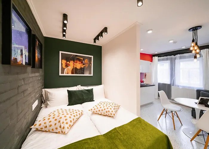 Revelton Aparthotel 4*