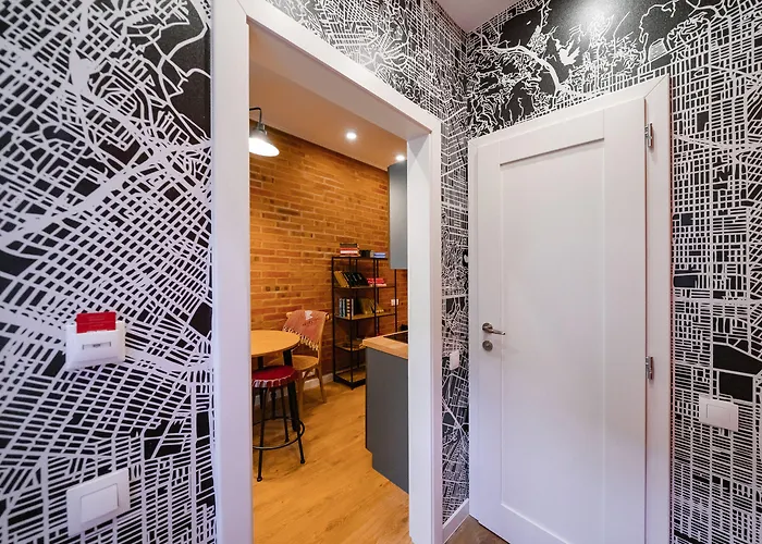 Revelton Aparthotel 4*