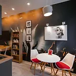Revelton Apart Otel
