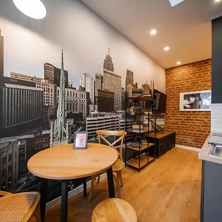 Hotel apartamentowy Revelton 4*