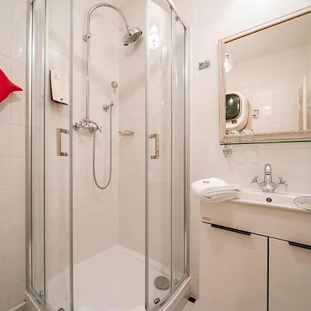 Revelton Mariańskie Łaźnie