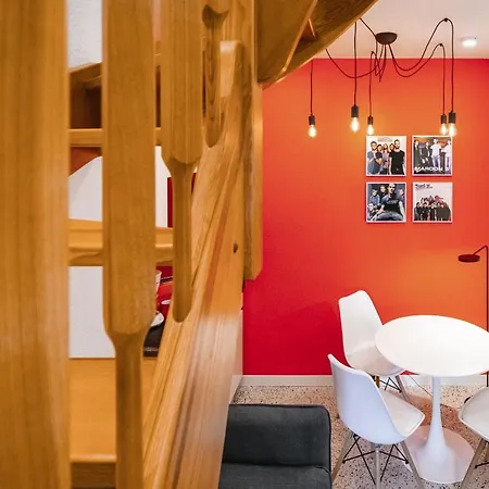 Hotel apartamentowy Revelton