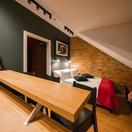 Revelton Hotel apartamentowy Mariańskie Łaźnie