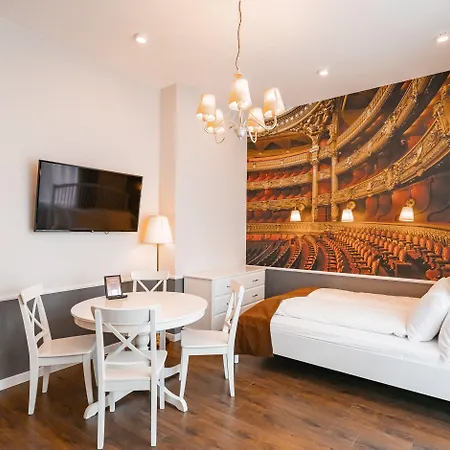 Revelton Hotel apartamentowy 4*