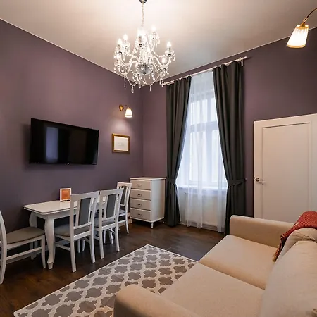 Revelton 4*
